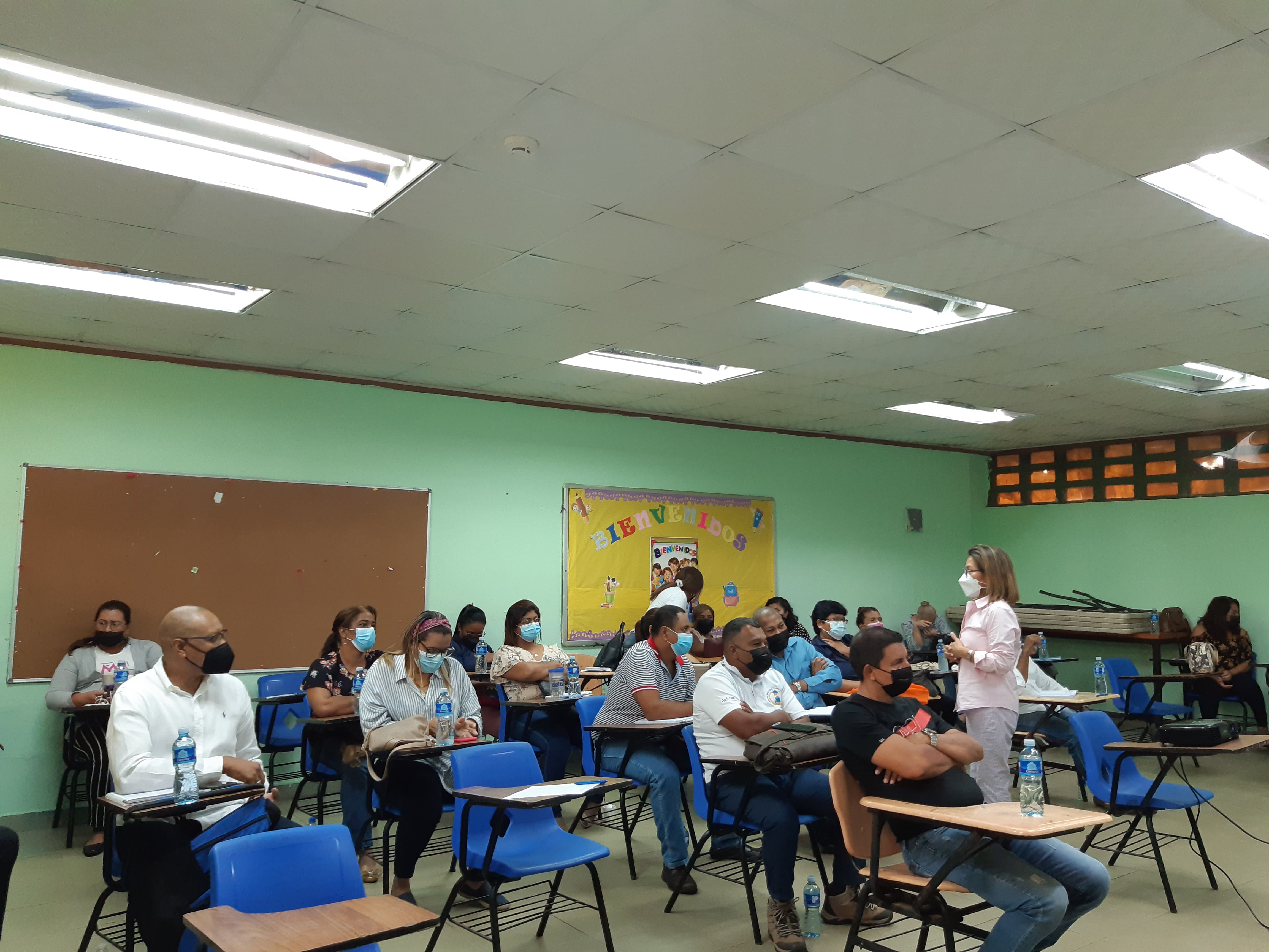 Charlas en Metodologías activas “Aprendizaje basado en problemas y Aprendizaje basado en Proyectos”